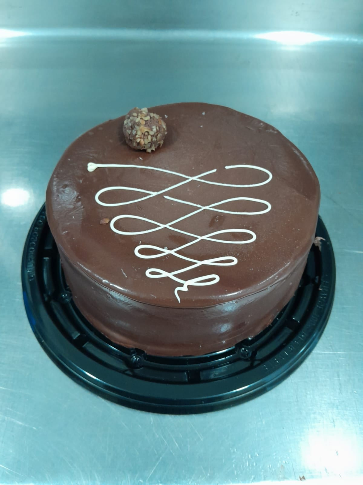 PASTEL DE TRUFA 8" TRES LECHES