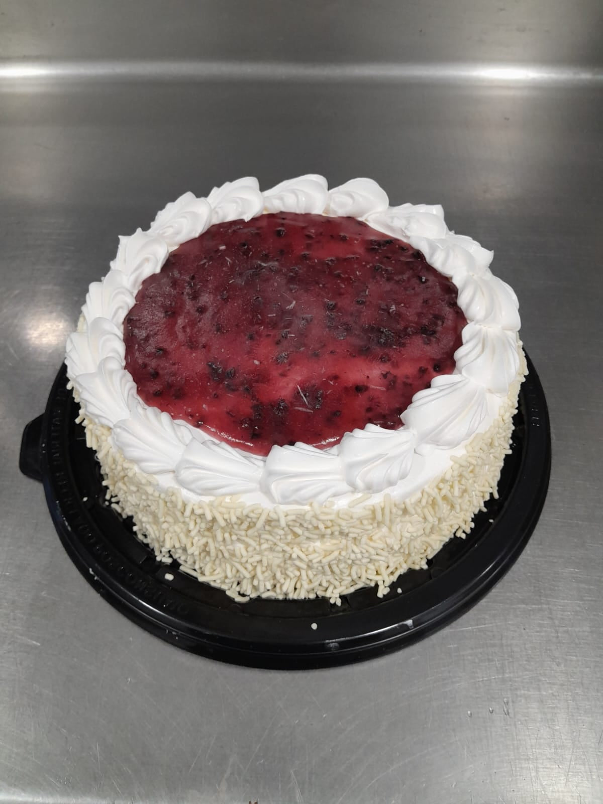 PASTEL DELICIA QUESO ZARZAMORA 8"